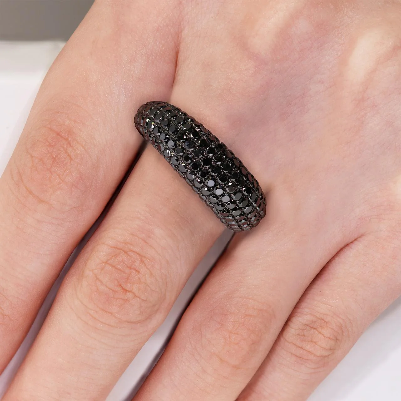 18ct black gold 7.27ct round brilliant cut black diamond ring - Image 2