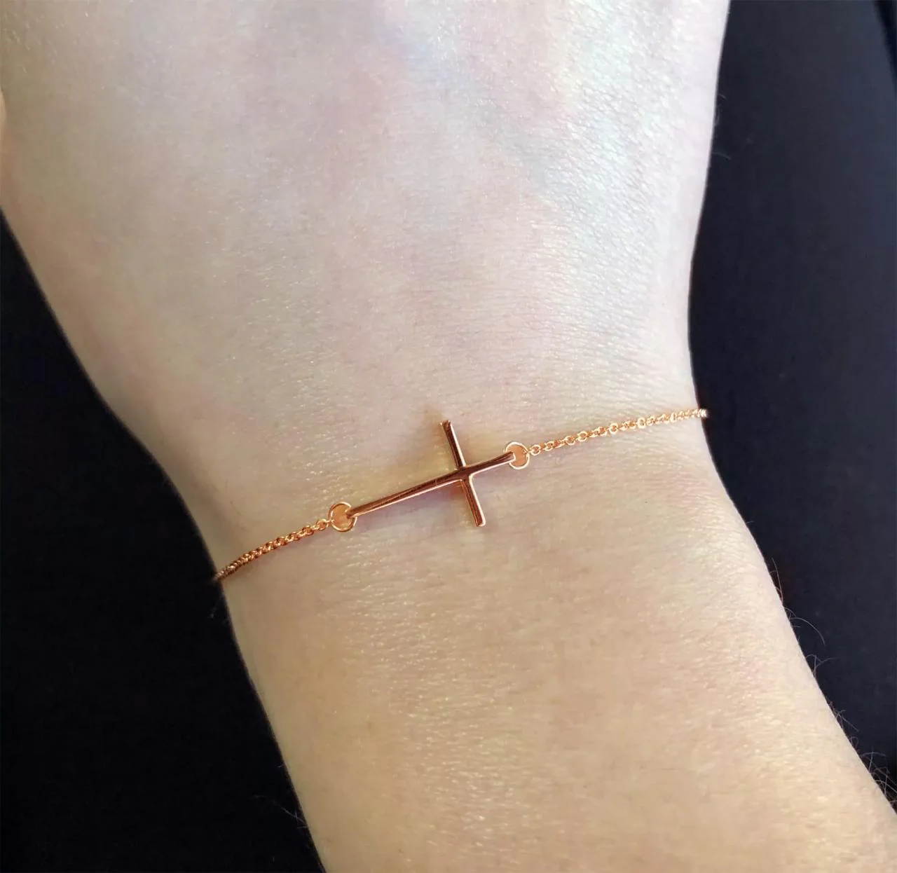 18ct rose gold cross bracelet - Image 2
