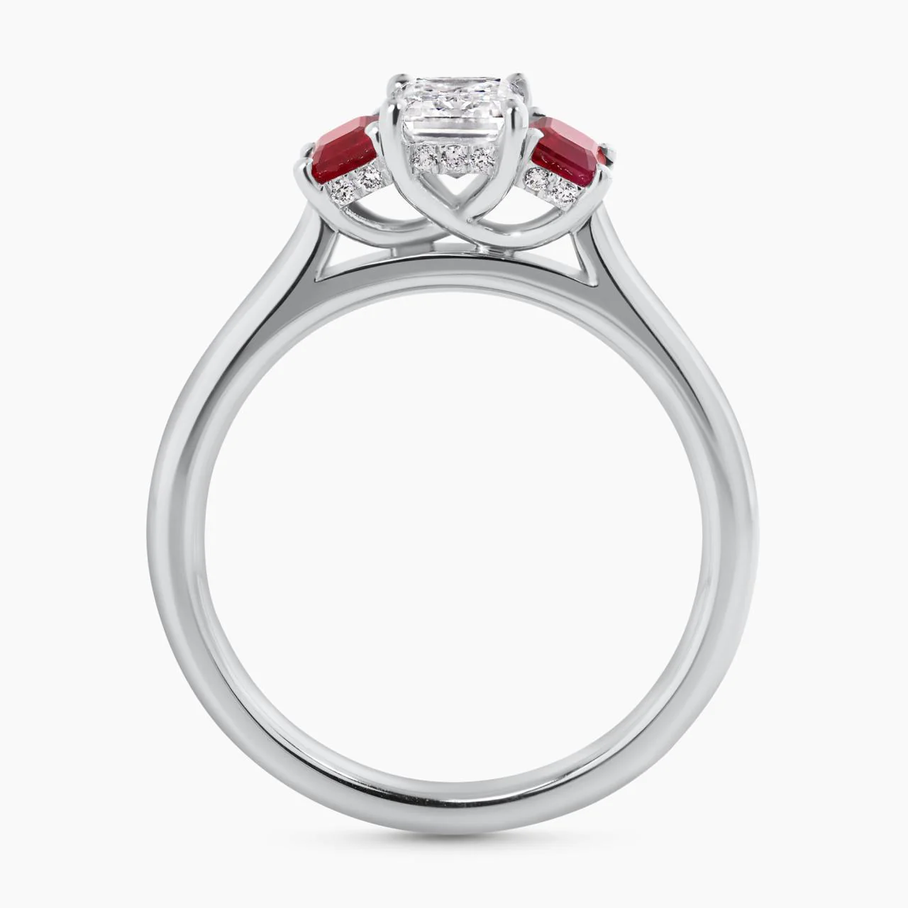 18ct white gold  0.80ct emerald cut diamond and emerald cut ruby ring - Image 4