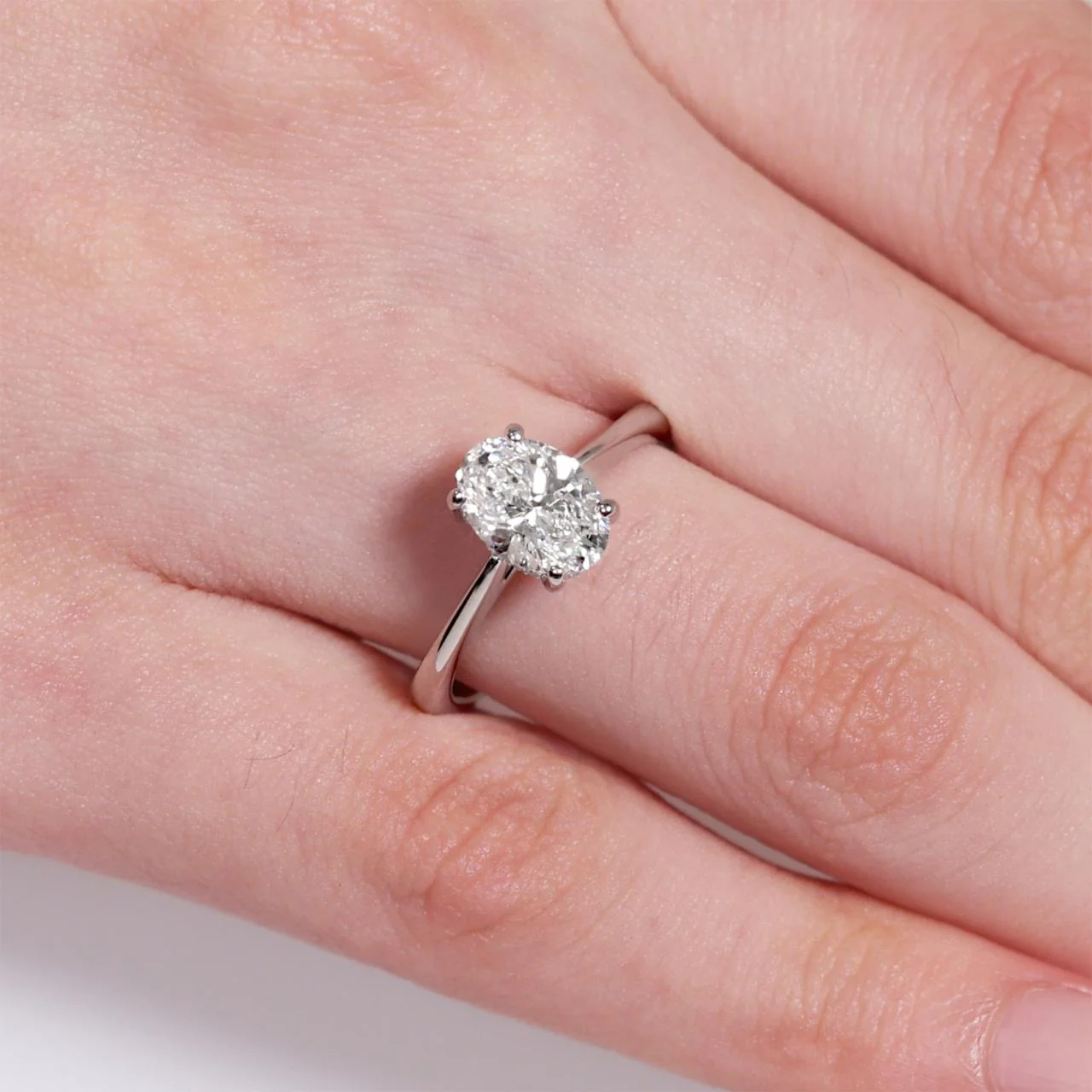 18ct white gold 1.25ct F VS1 oval LAB Grown diamond ring with hidden halo IGI Cert - Image 2