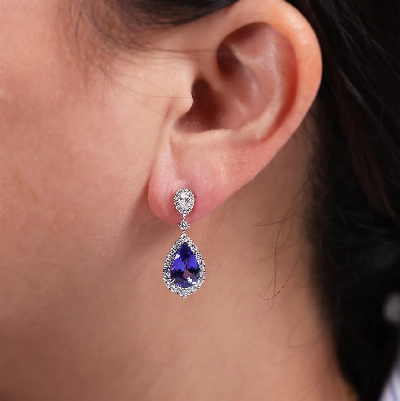 18ct white gold 2=5.76ct pear shape tanzanite and diamond drop earrings - Image 2