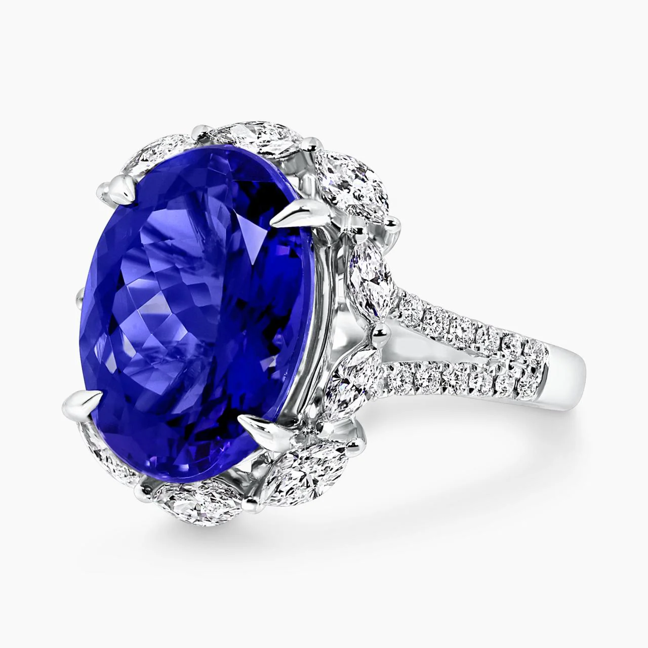 18ct white gold 9.20ct oval cut tanzanite and diamond ring - Image 3