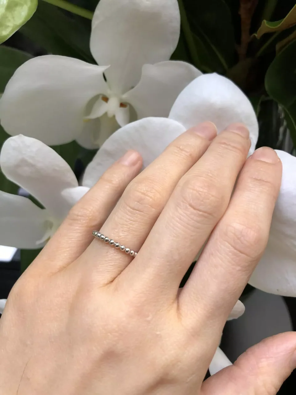 18ct White Gold Full Circle Ball Ring - Image 2