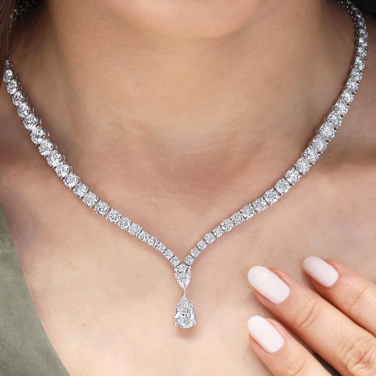 18ct white gold pear and round brilliant cut LAB Grown Diamond tennis necklace