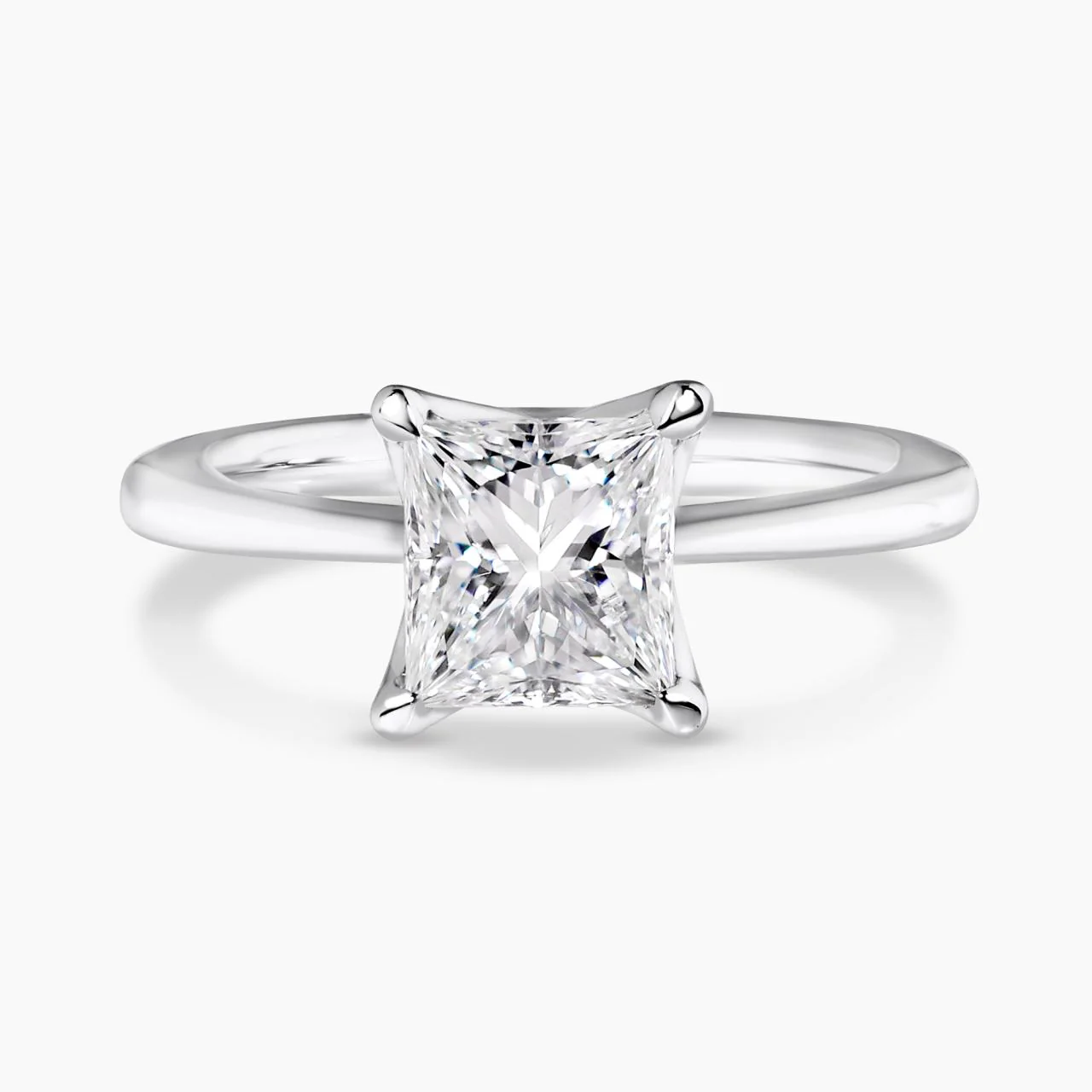 18ct white gold princess cut diamond solitaire engagement ring in a four claw setting. GIA Cert