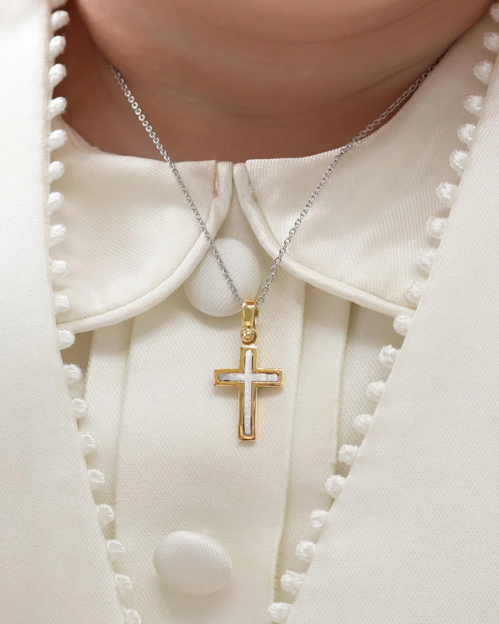 18ct yellow and white gold cross pendant 20mm - Image 2