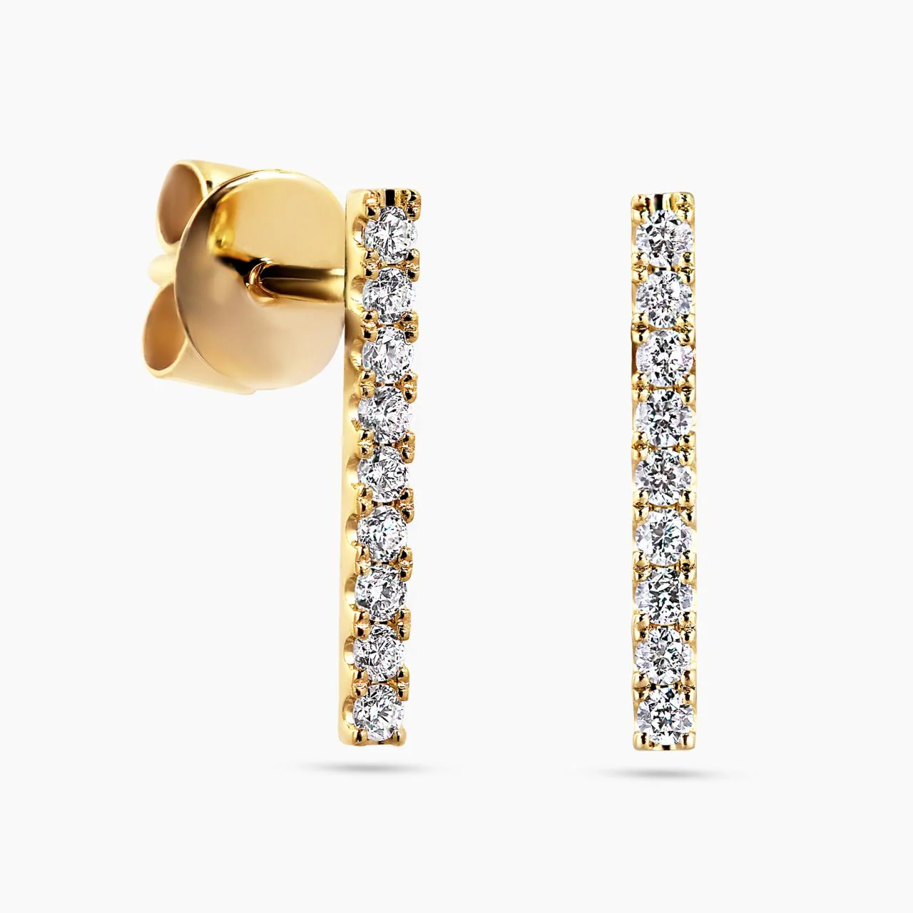 18ct yellow gold 0.13ct round brilliant cut diamond bar stud earrings