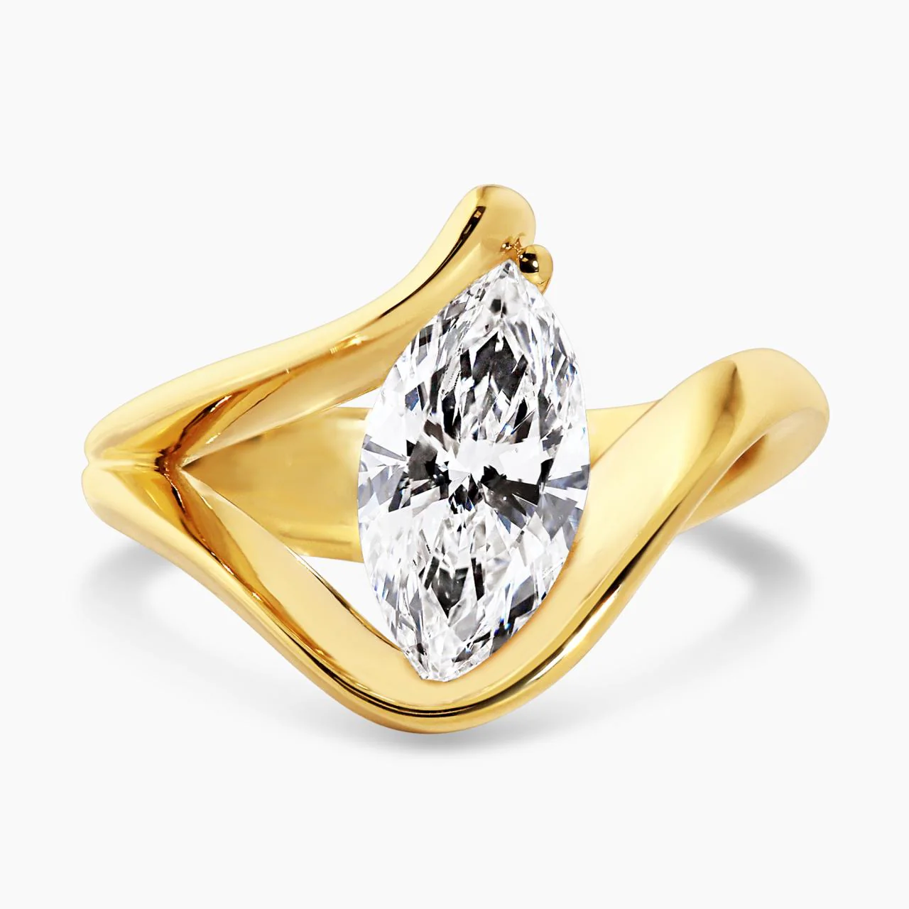 18ct yellow gold 1.50ct E VVS2 Marquise cut LAB Grown Diamond engagement ring