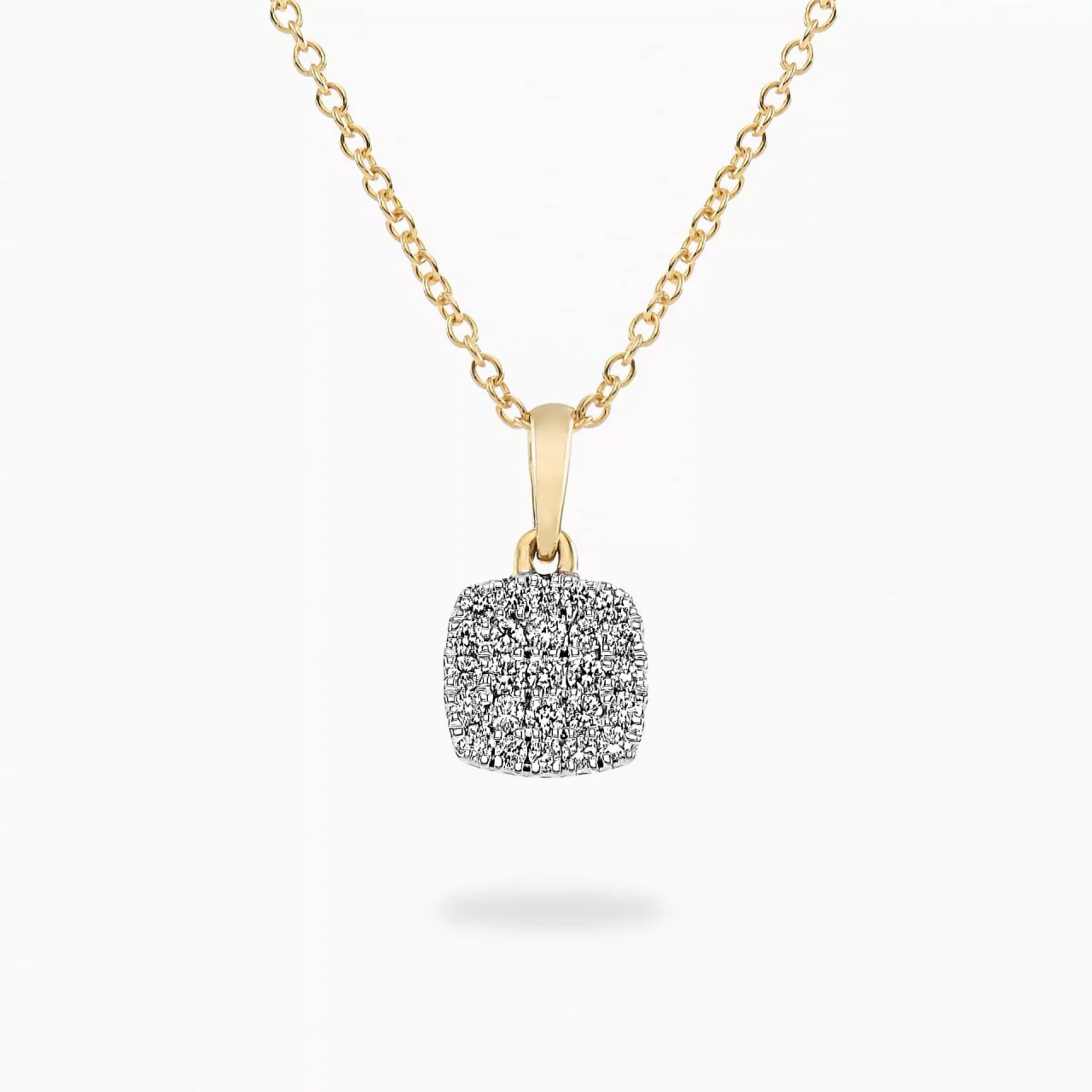 18ct yellow gold cushion shape cluster diamond necklace - Image 2
