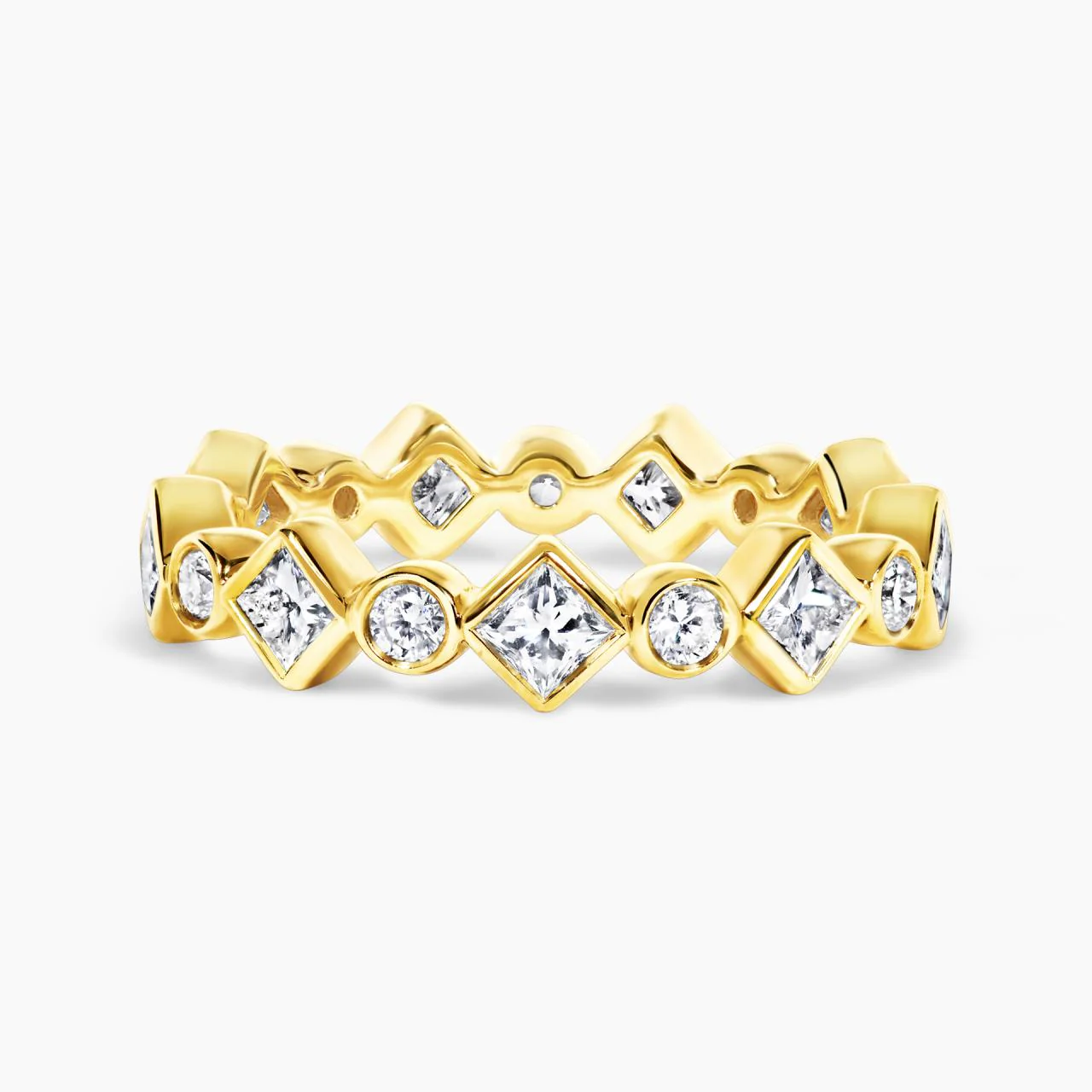 18ct yellow gold full circle round and princess cut diamond ring - Image 2
