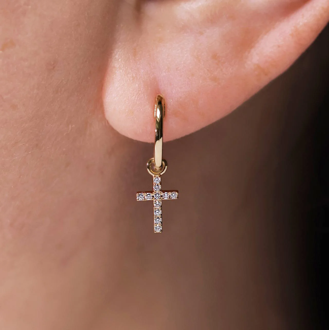 18ct yellow gold hoop earrings with diamond set crosses - Image 2