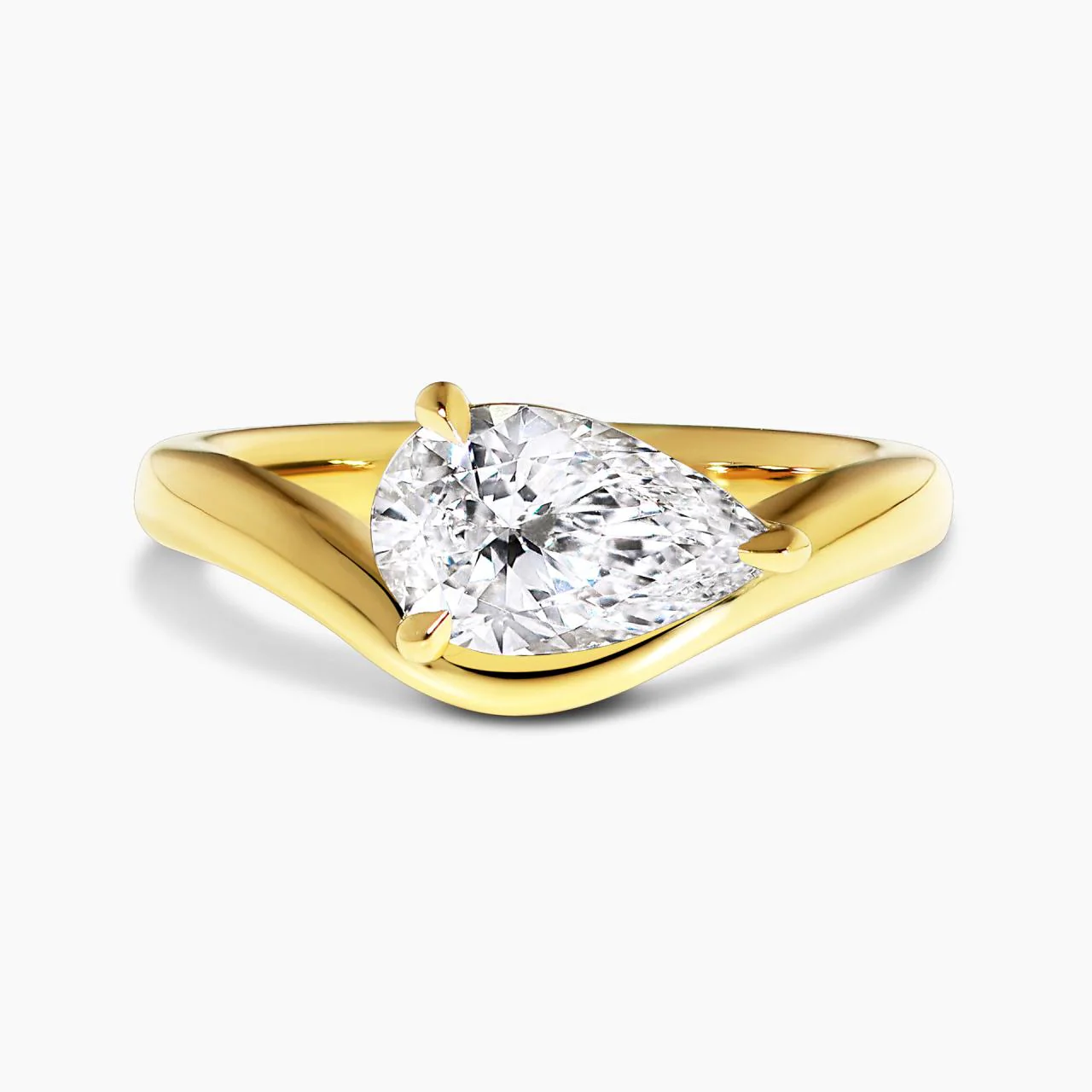 18ct yellow gold pear shaped LAB grown diamond solitaire engagement ring