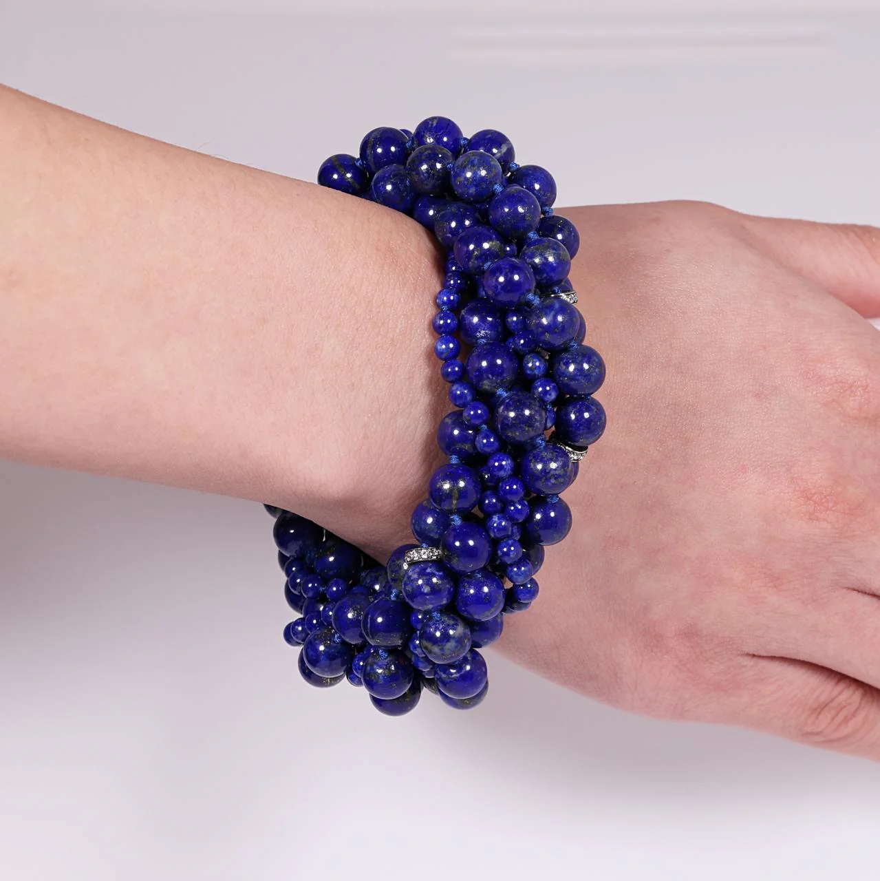 Blue lapis beads and silver cubic zirconia rondels bracelet ended with a silver ribbed magnetic clasp from the Carmela Cerrone Collection - Image 3