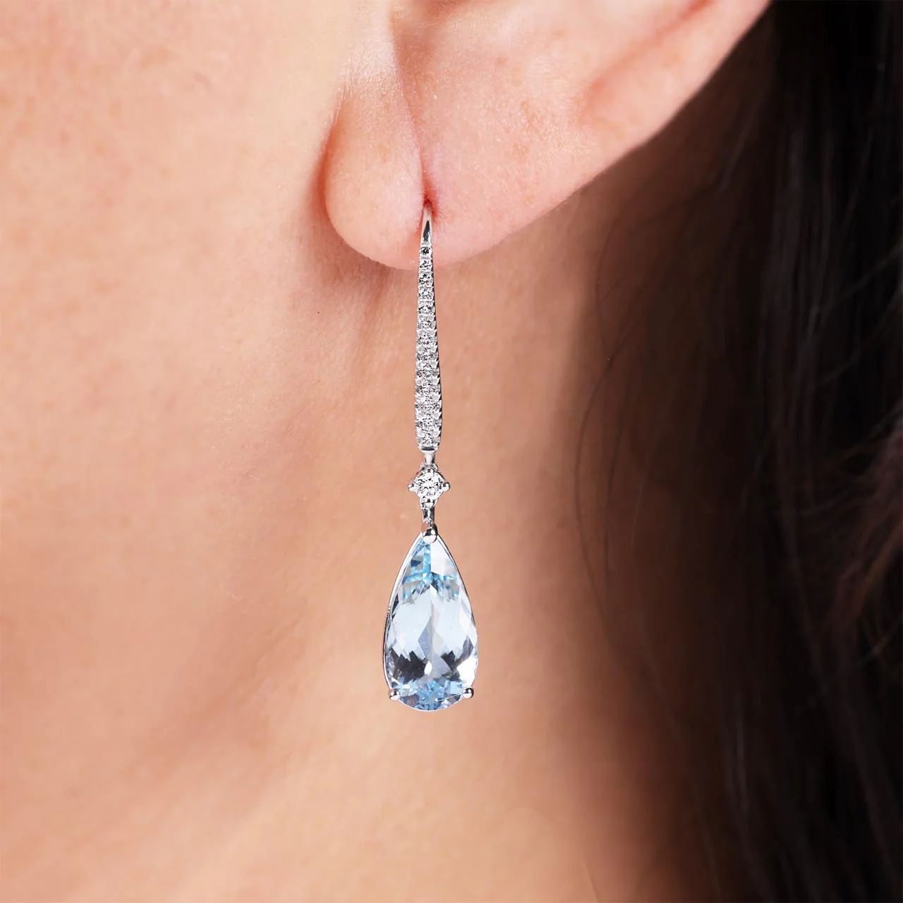 18ct white gold pear shape aquamarine and diamond hook earrings - Image 2