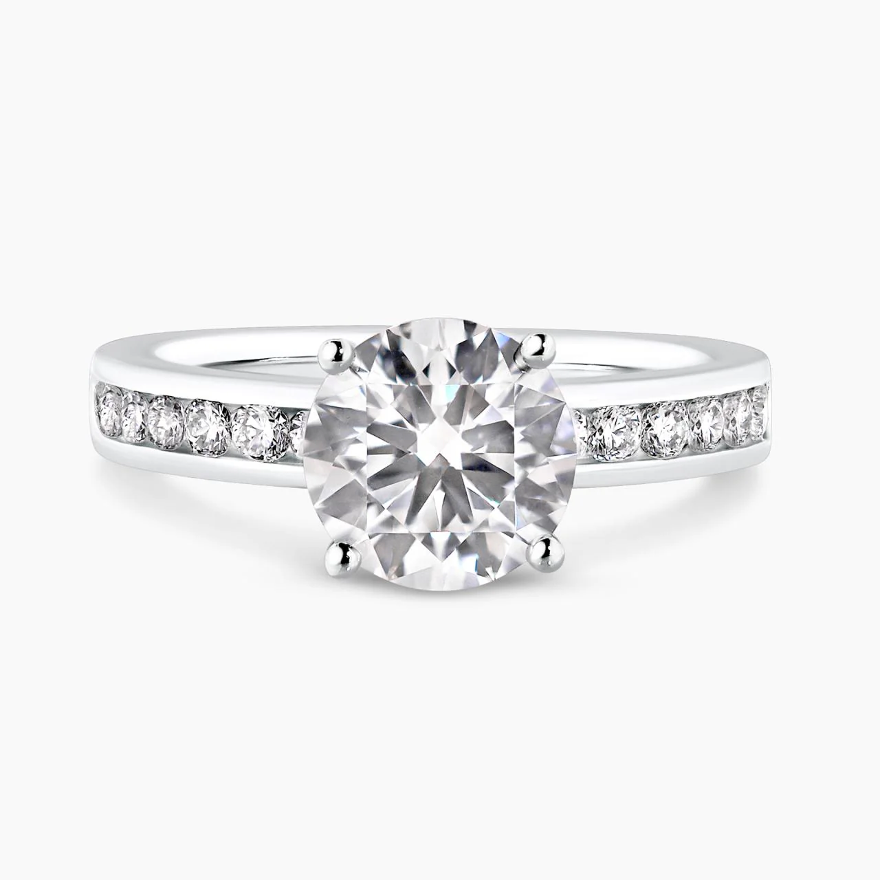 18ct white gold round brilliant cut LAB Grown diamond engagement ring