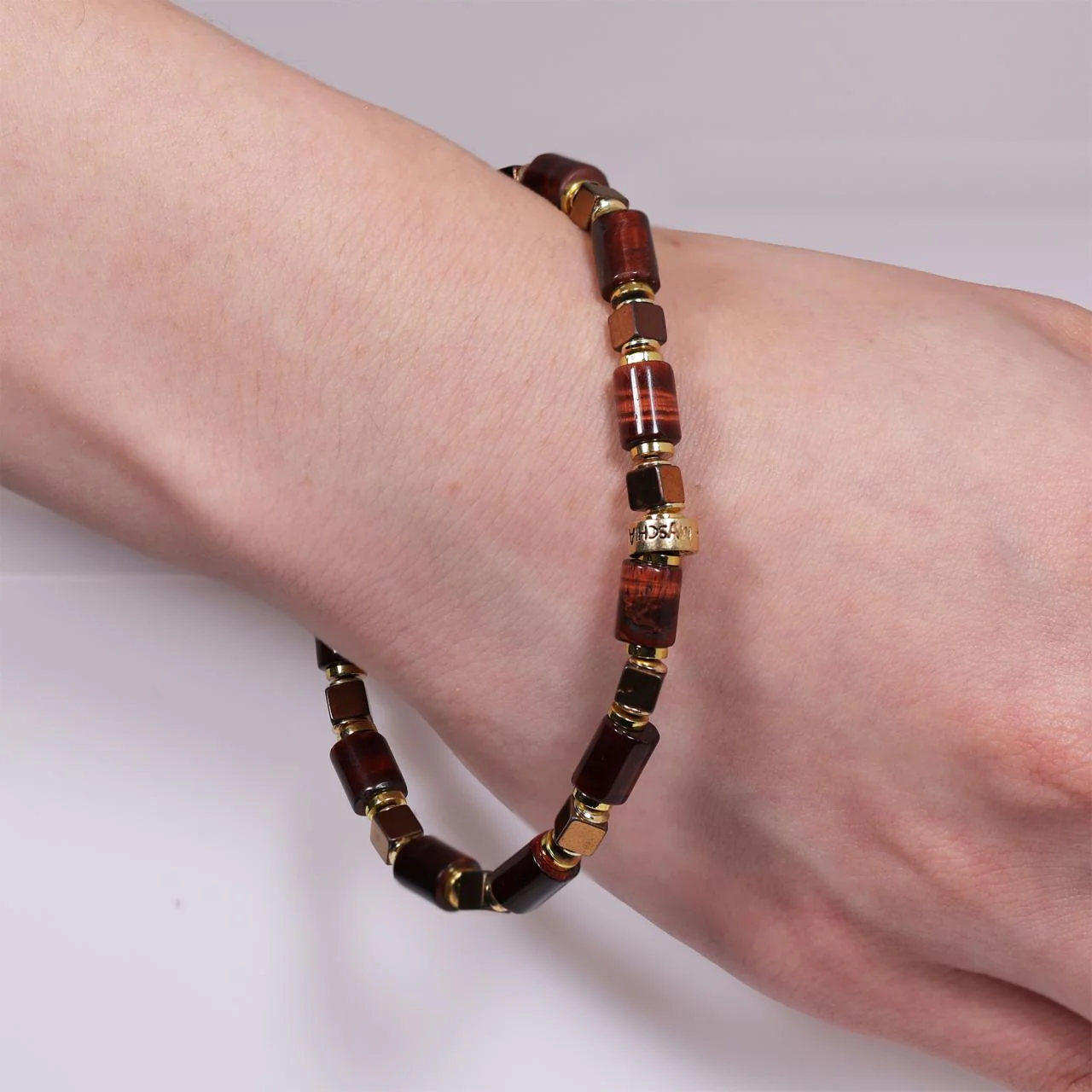 Brown tiger eye and hematite beads bracelet with gold plated silver fittings from the Carmela Cerrone Collection - Image 2