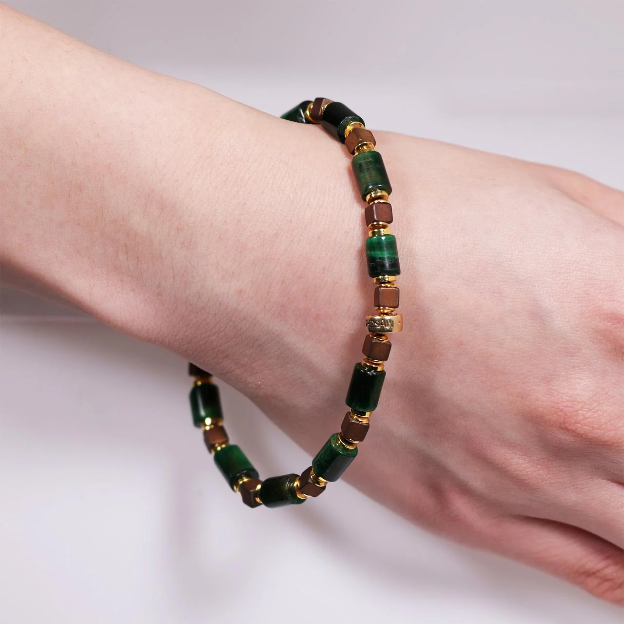 Green tiger eye and hematite beads bracelet with gold plated silver fittings from the Carmela Cerrone Collection - Image 2