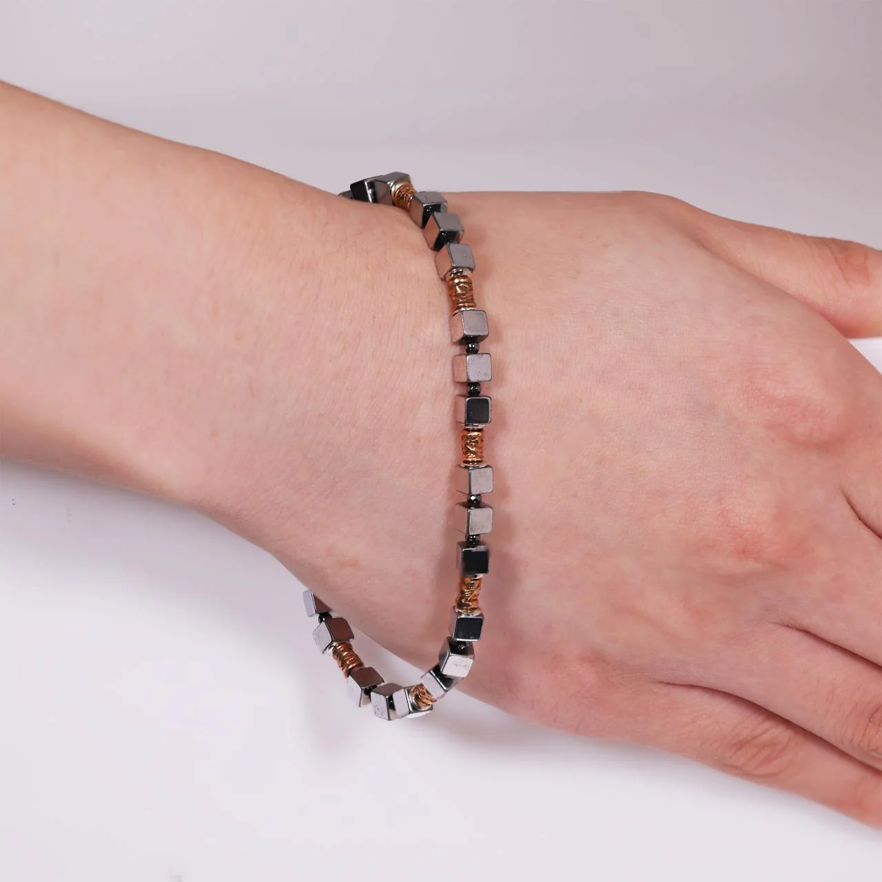 Hematite beads bracelet with gold plated silver fittings from the Carmela Cerrone Collection - Image 2
