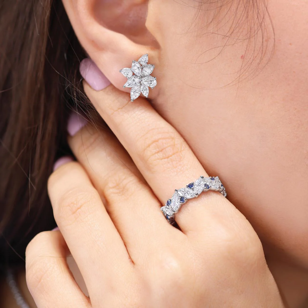 Platinum and 18ct white gold pear and marquise cut diamonds claw set stud earrings - Image 2
