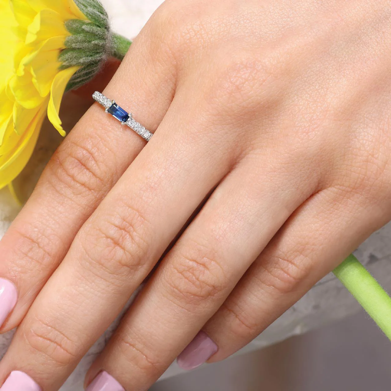 Platinum emerald cut Australian sapphire and diamond ring - Image 3