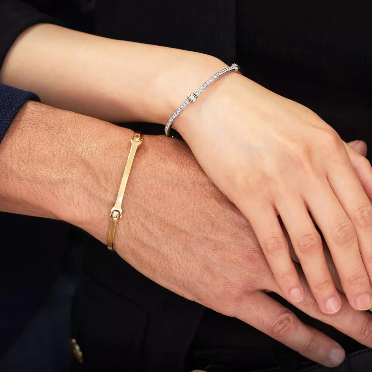 SENSI - 18ct white gold diamond dog bone bracelet - Image 2