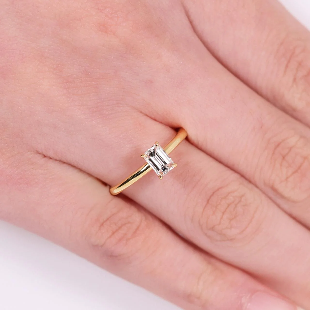 TORINO 18ct yellow gold 0.50ct emerald cut solitaire ring in a four claw setting - Image 2